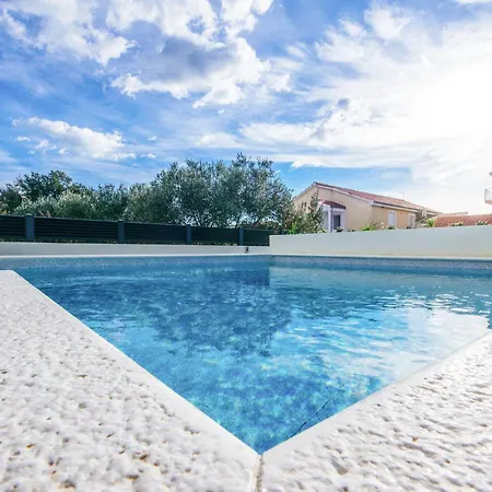 Сasa de vacaciones Cozy In With Sauna