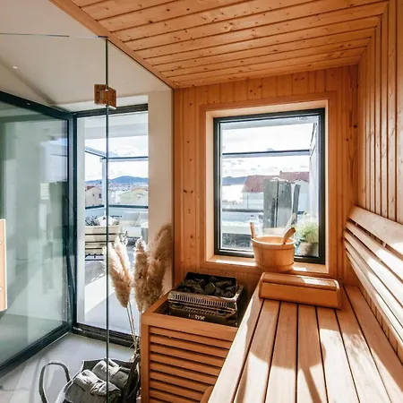Дом отдыха Cozy In With Sauna
